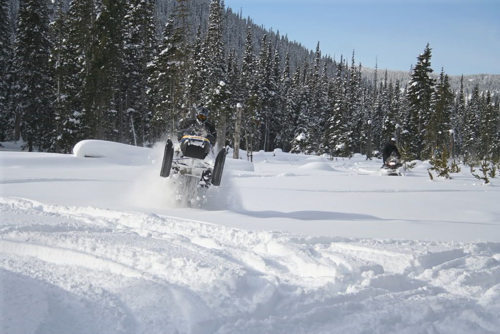 NewYearsevesledding182.jpg