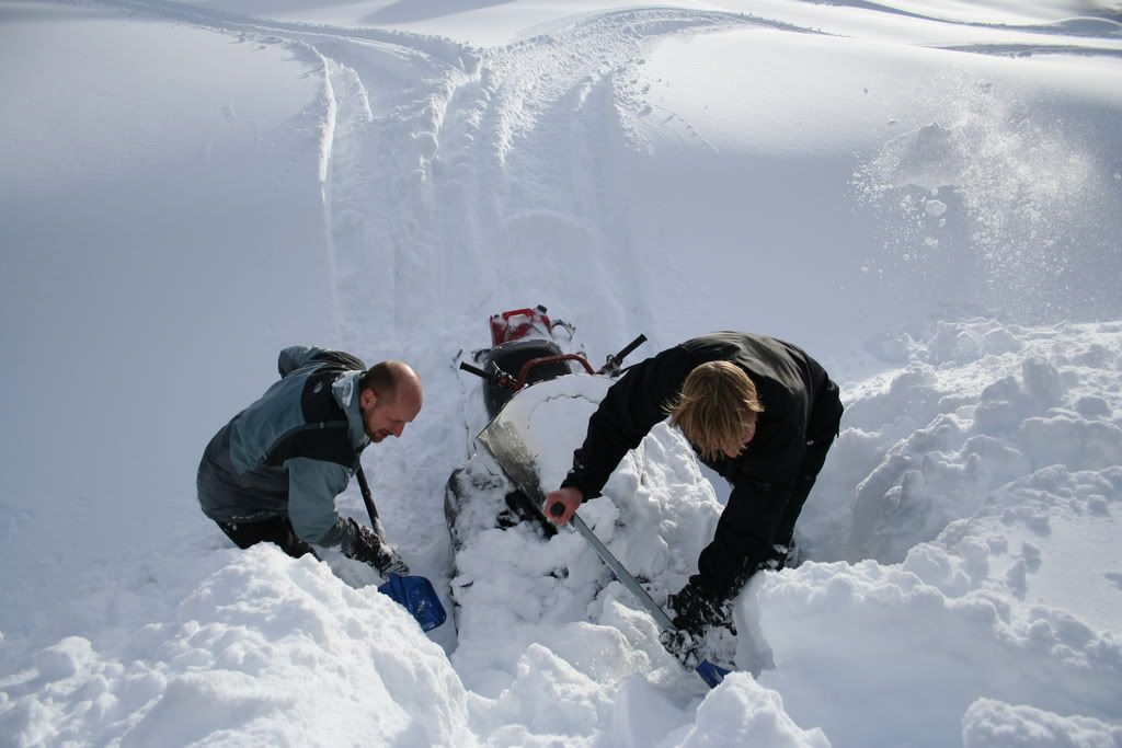 NewYearsevesledding170.jpg