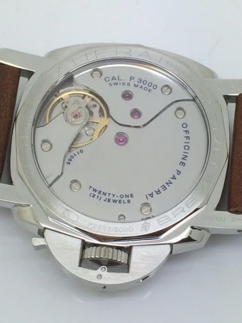 caseback2_zpsbfb3ca0c.jpg