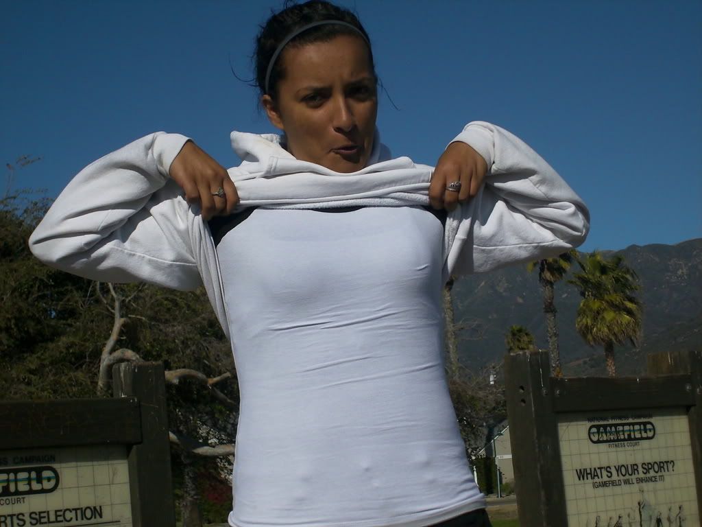 I WANT MY JERRY BEADS LOL Photo by Conchiis2cute Photobucket