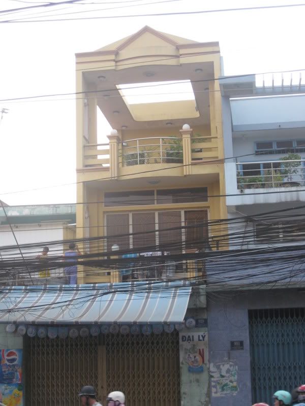 Cho thuê Mặt Bằng Mặt Tiền đường Âu Cơ - 1