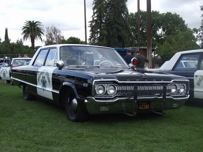 1965DodgePolaraPoliceCar.jpg