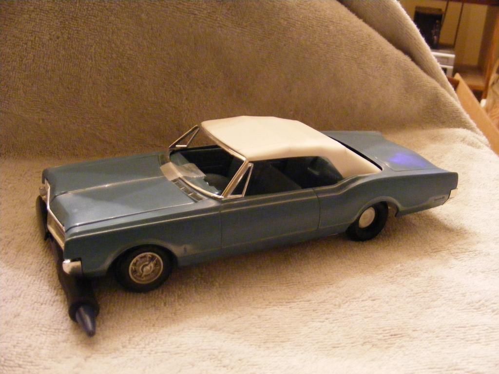 1965OldsmobileDynamic88Convertible1001_z