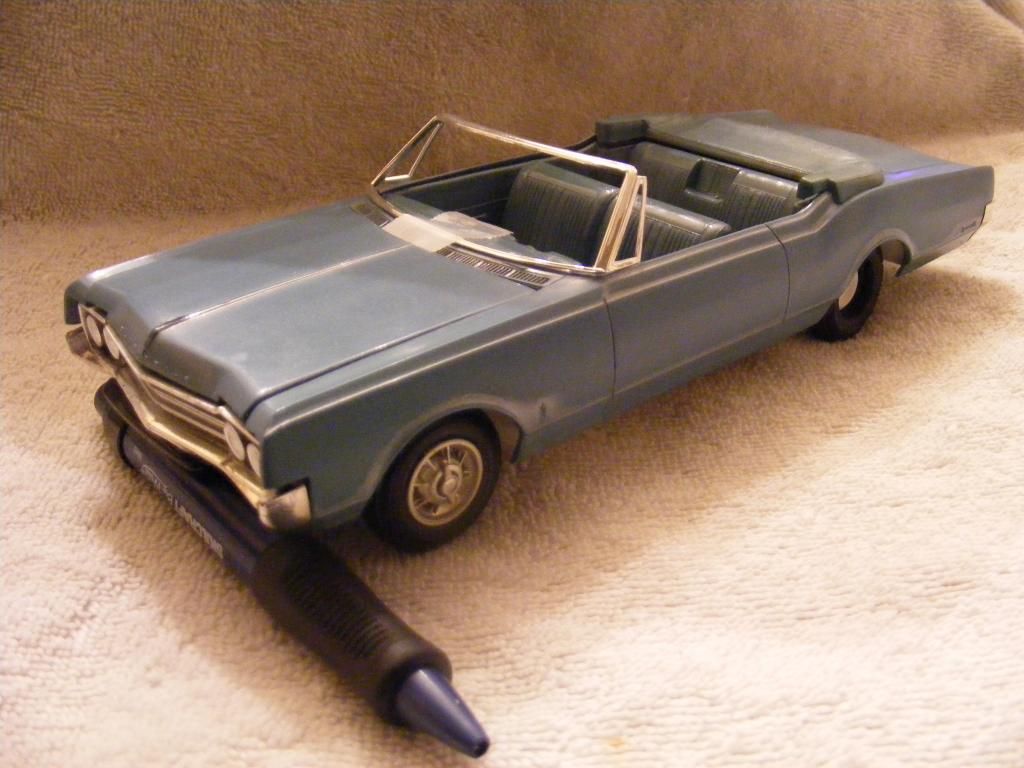 1965OldsmobileDynamic88Convertible1006_z