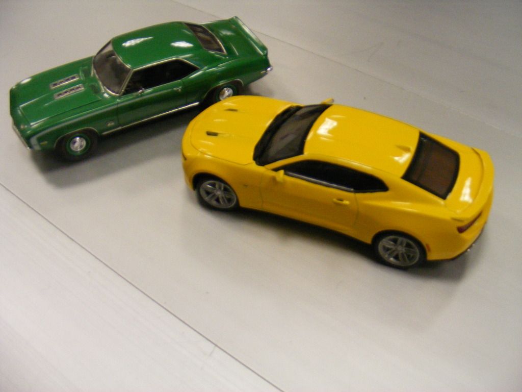 Camaros%20Old%20and%20New%20019_zps14r5e