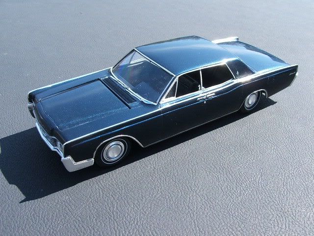 2005_041167LincolnContinental0001.jpg