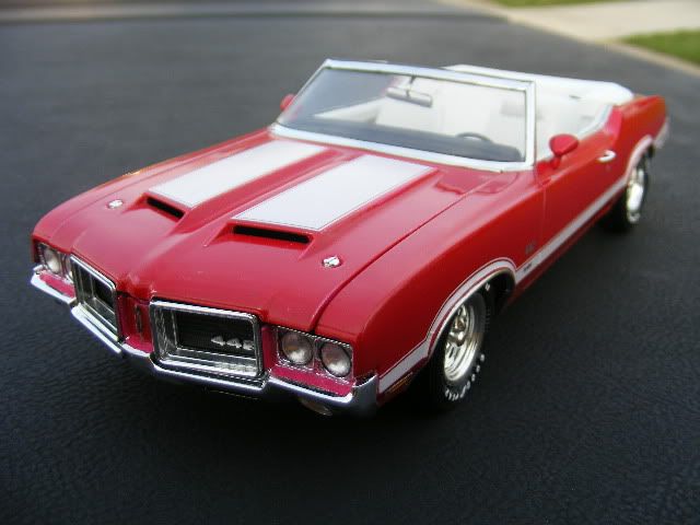 2010_03241972Olds442W30Vert0001.jpg