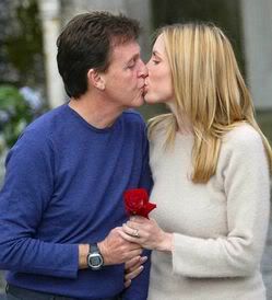 mccartneys0910_468x513