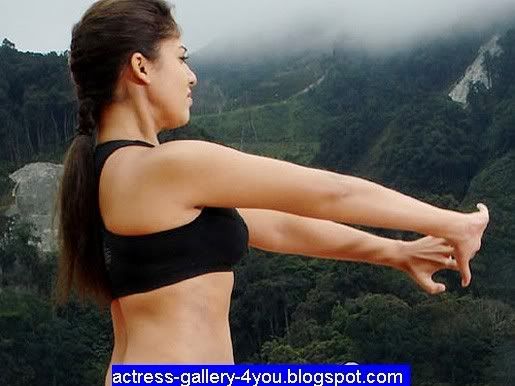Nayanthara hot and pictures