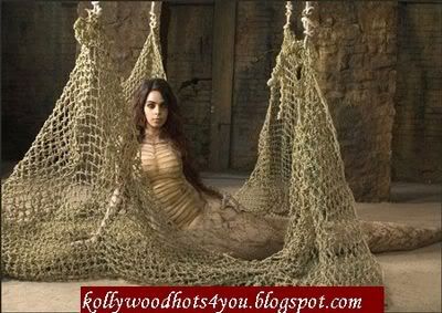 mallika sherawat-snake