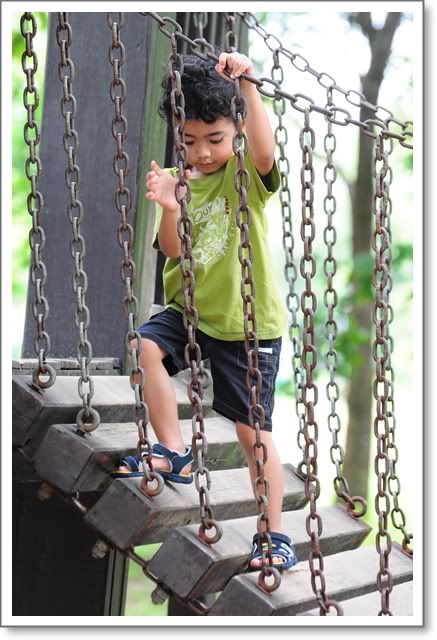 สวนรถไฟ วันอาทิตย์ที่ 31 พฤษภาคม 2552 ติดตามอาการป่วยของลูกครับ