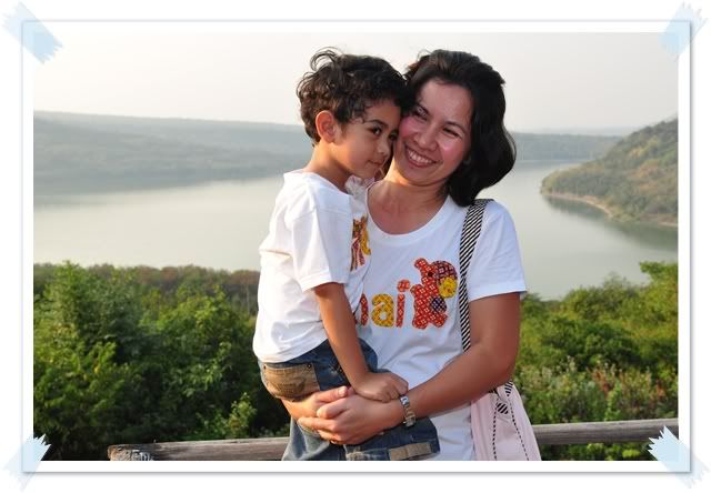 26 ธ ค 2552 เที่ยวจิมทอมป์สันฟาร์มครับ