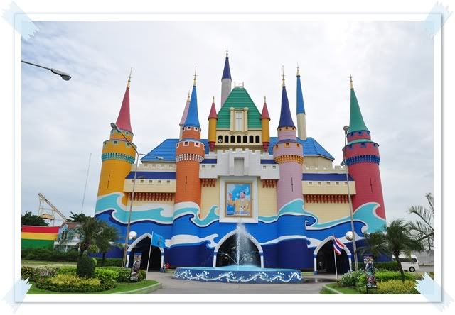 7 ส ค 52 งานวันแม่ที่ รงเรียนลูก เที่ยวสวนสยามครับ