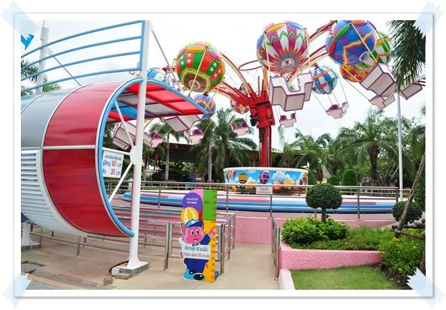 7 ส ค 52 งานวันแม่ที่ รงเรียนลูก เที่ยวสวนสยามครับ