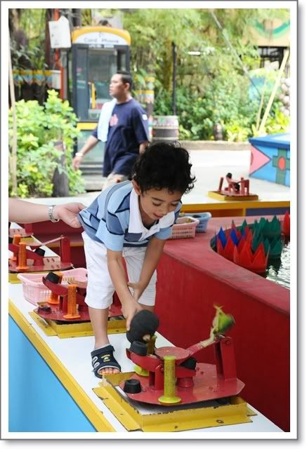 ปุณไปเที่ยวซาฟารีเวิลด์ครับ