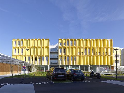 photo 53c8d725c07a80c64a000201_hub-creatic-tetrarc-architects_15-hub_creatic-s-chalmeau_zpsa5ee320a.jpg