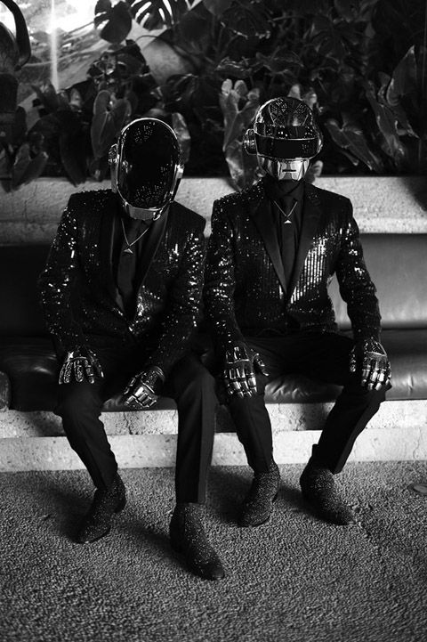 photo Daft-Punk-by-Mathieu-Ceacutesar_zpsb01a8678.jpg