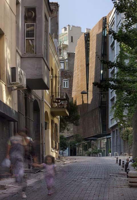 photo Dezeen_Ipera-25-by-Alatas-Architecture-Consulting_5_zps20964de8.jpg