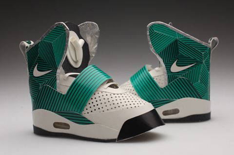 photo yeezys_sides_905_zps7ffdaea0.jpg