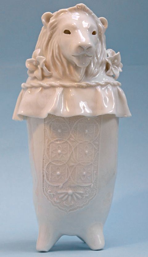 photo lion-porcelain-animals_zps22cd8117.jpg