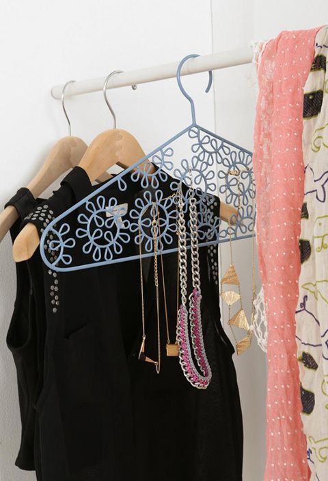 photo Eyelet-Jewelry-Hanger_-682x1024_zps17317dfb.jpg