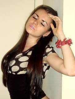 http://i245.photobucket.com/albums/gg64/natalie_nak/DSC05513-2.jpg