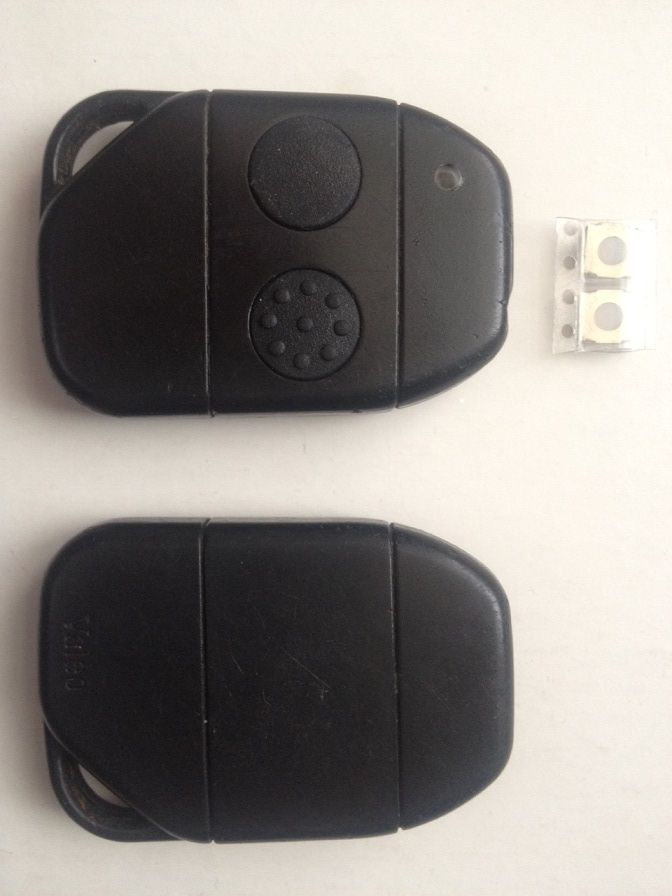 ROVER/HONDA CIVIC 2 BUTTON IR REMOTE LOCKING KEY FOB, VALEO BUTTONS