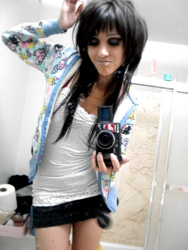 Emo Hairstyles With Emo Girls Emo Long Haircuts