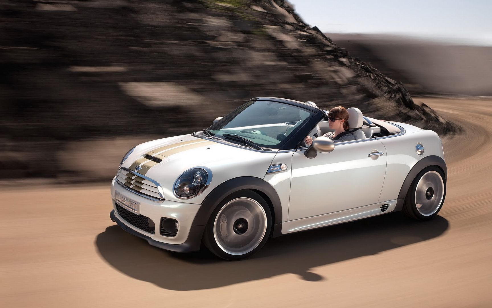 1253237230_1920x1200_mini-roadster-concept-desktop-wallpaper.jpg