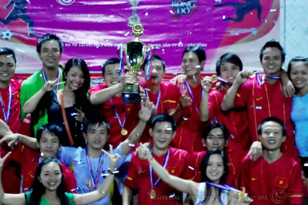 Bắt đầu mùa giải mới của hệ thống giải tấn trường futsal : Tấn trường cup 2012