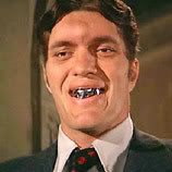 https://i245.photobucket.com/albums/gg52/Beedlebub/jaws_bond.jpg